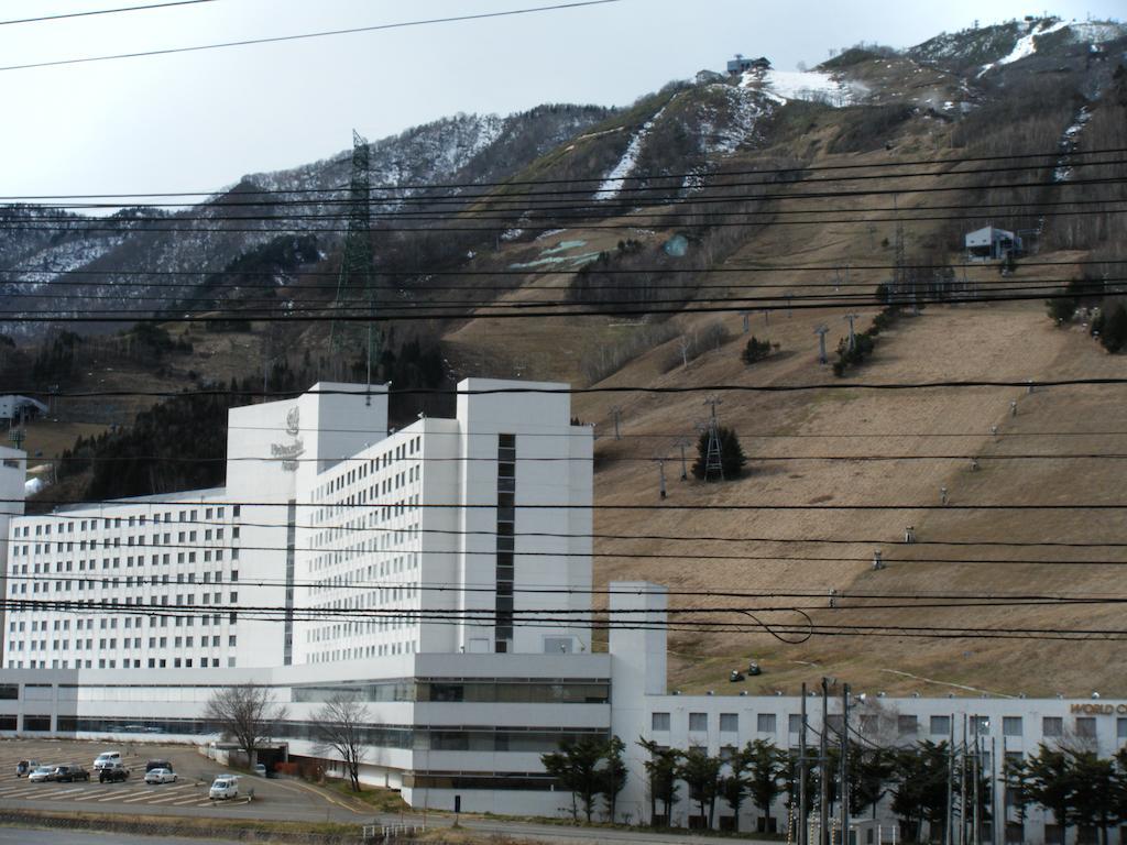 Hotel Tomiya Yuzawa  Zewnętrze zdjęcie
